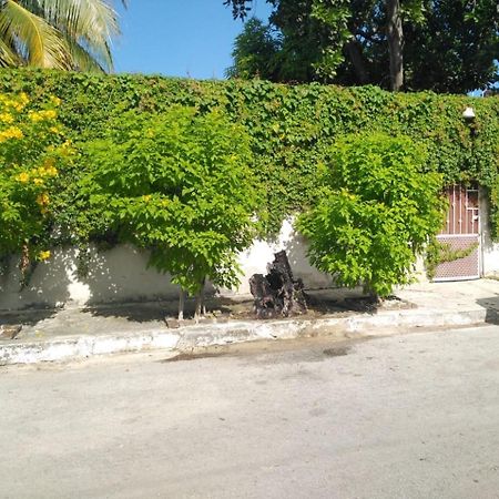 Villa Bonita Casa A Dos Cuadras Del Mar Playa del Carmen Exterior foto